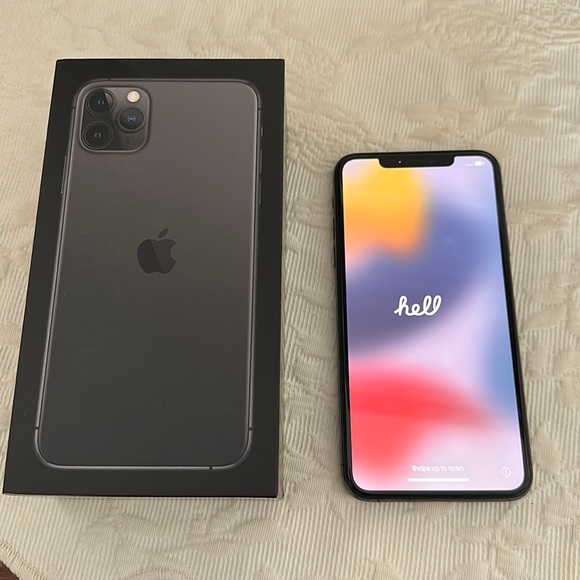 Apple Other - Apple iPhone 11 Pro Max 64gb